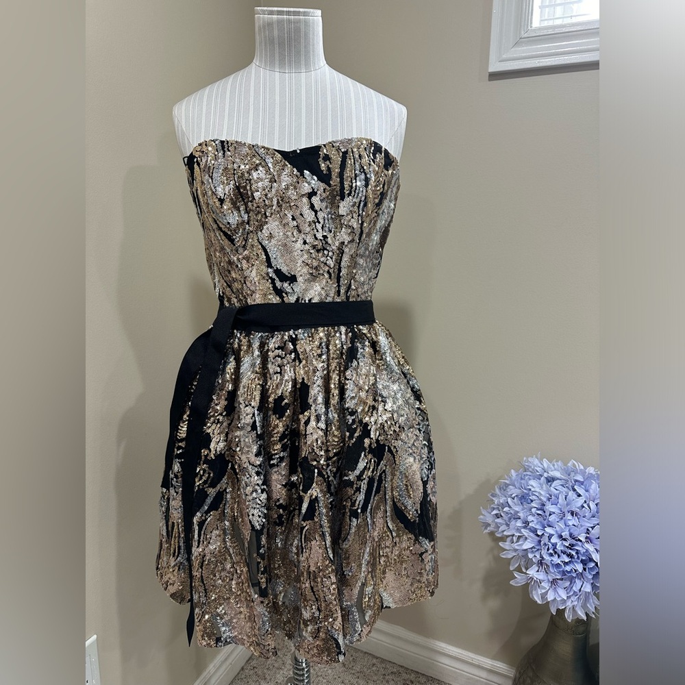 Guess sequin dress - Picture 3 of 7